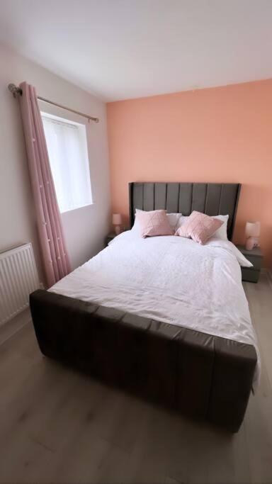 3 Stories, 5 Bedroom House In Prime Location With Balcony And Shared Garden Ливерпуль Экстерьер фото